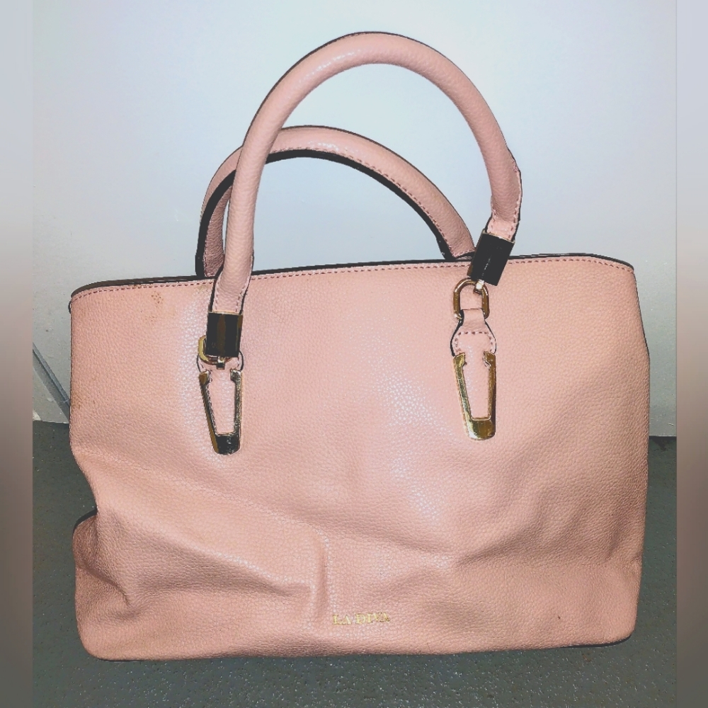 La diva pink hand bag